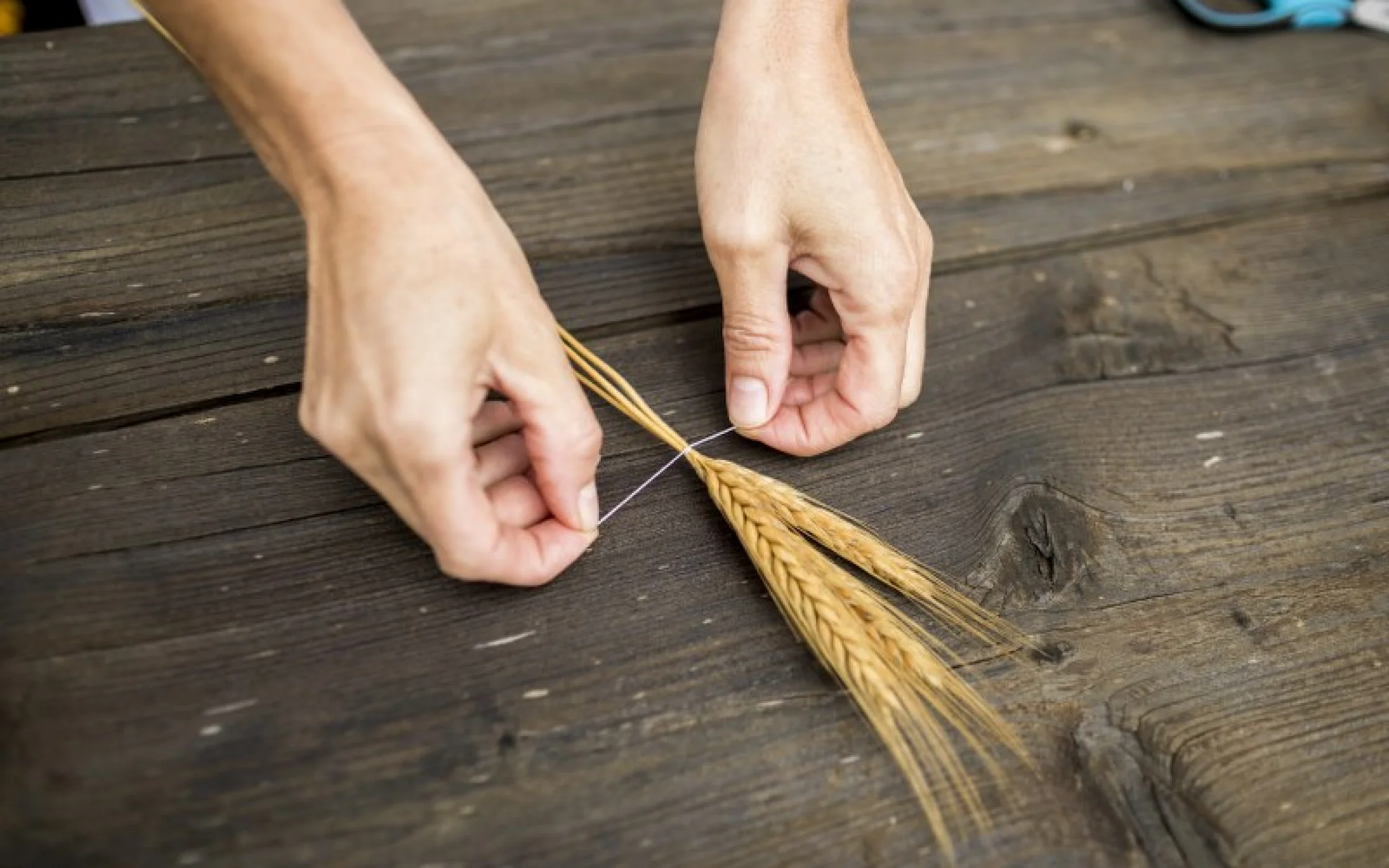 Bild 2_Freundschaftsknoten_SBO Basteln arminhuber_800x533.jpg